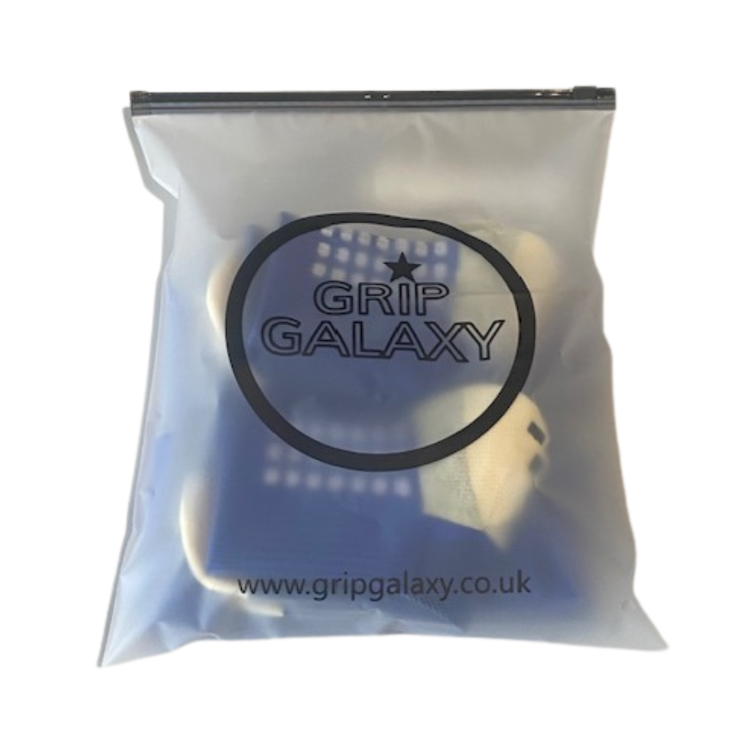 PERFORMANCE PACK (SOCKS X2, SLEEVES X2 + MINI SHIN-PADS)